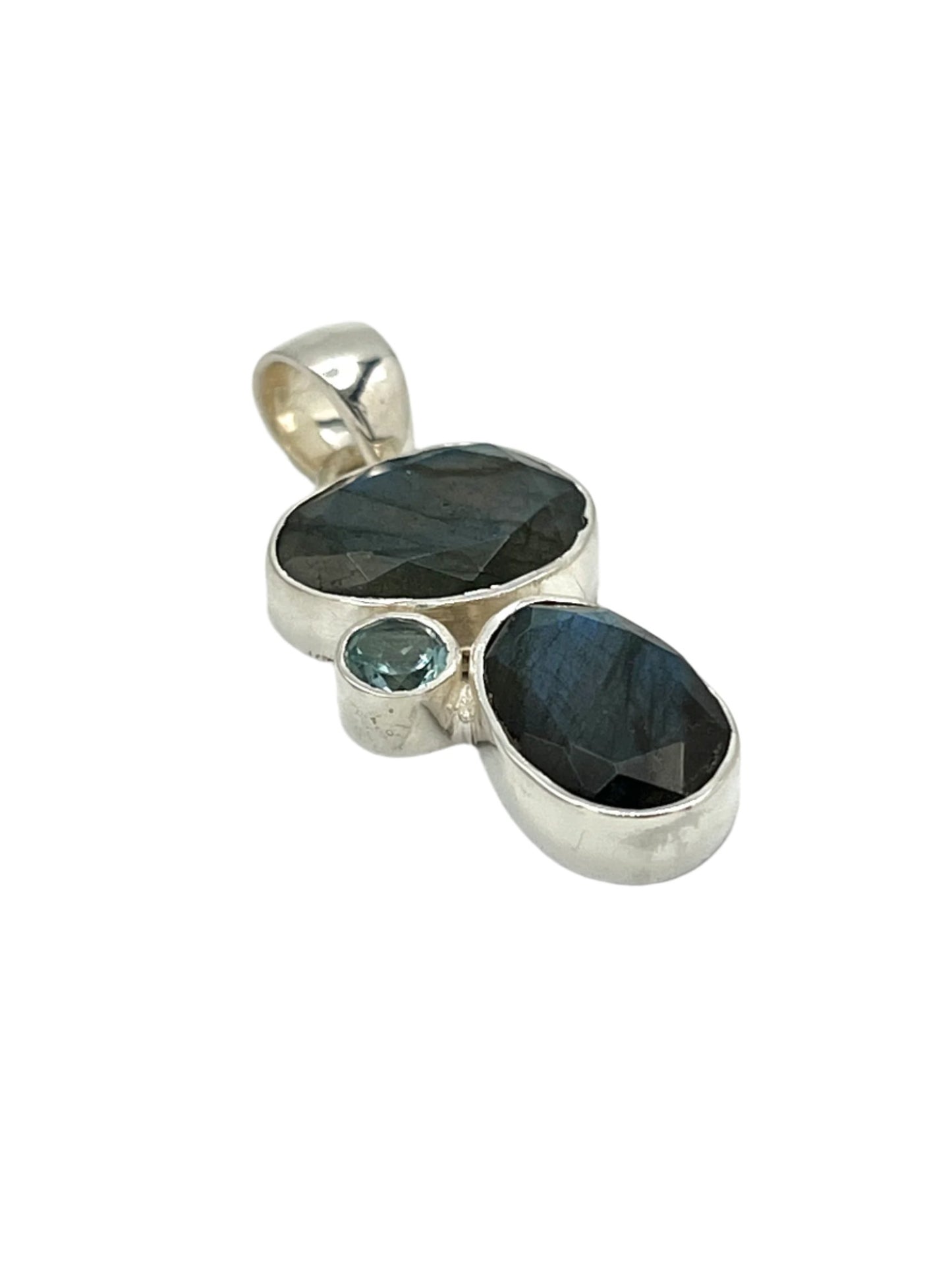 Silver Labradorite Faceted Pendants