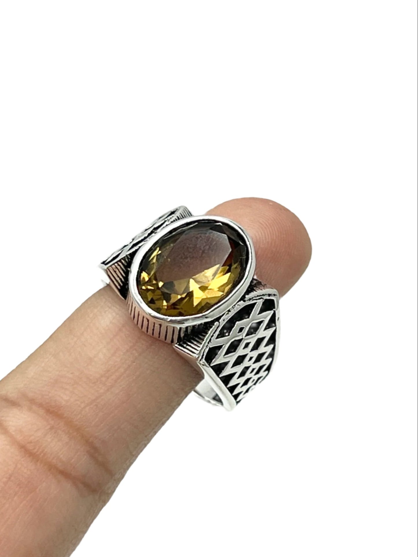 Silver Zultanite Celtic Ring