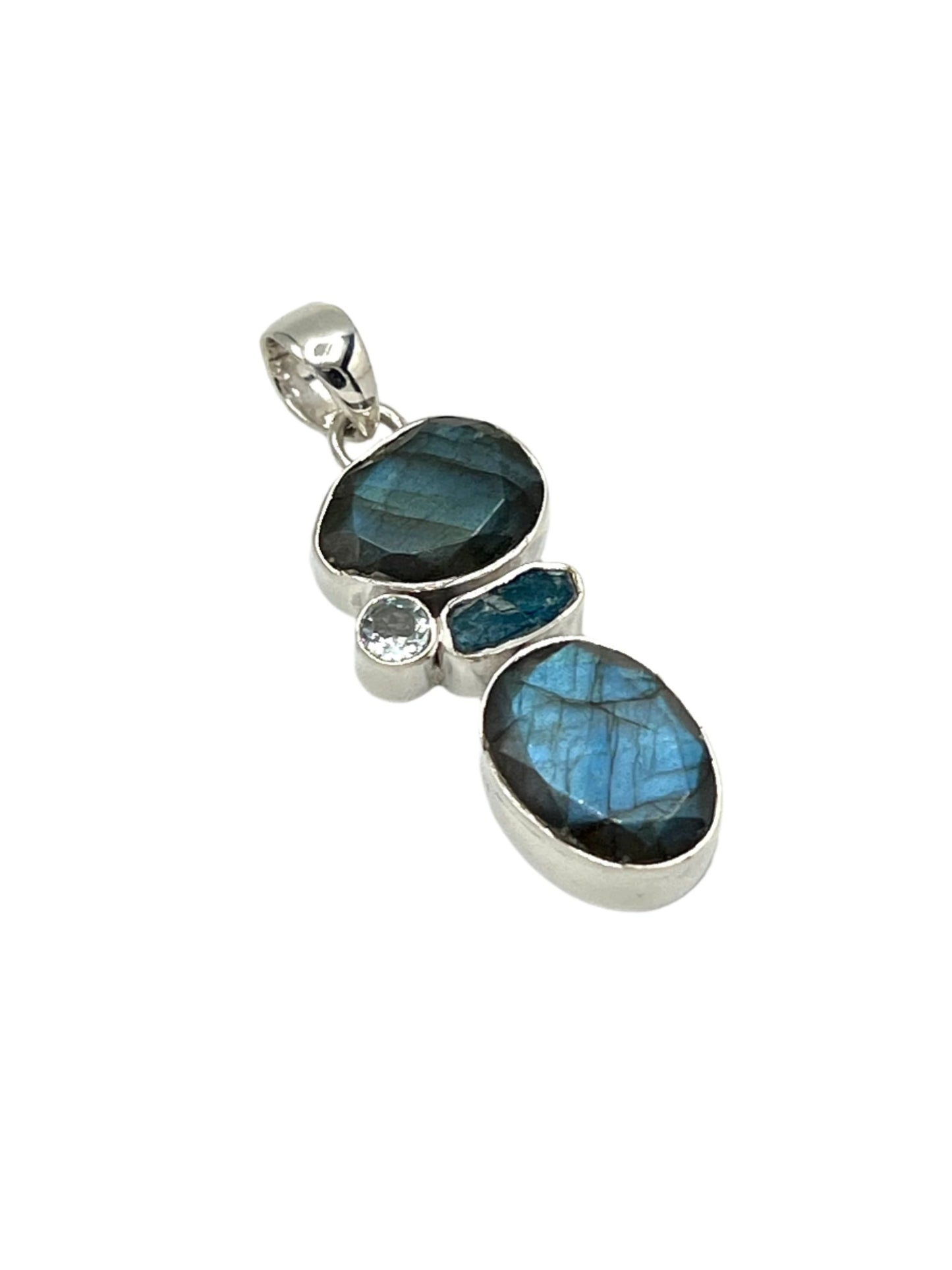 Silver Labradorite Faceted Pendants