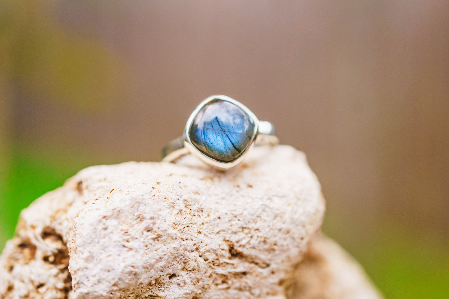 Sterling Silver Labradorite Royal Ring