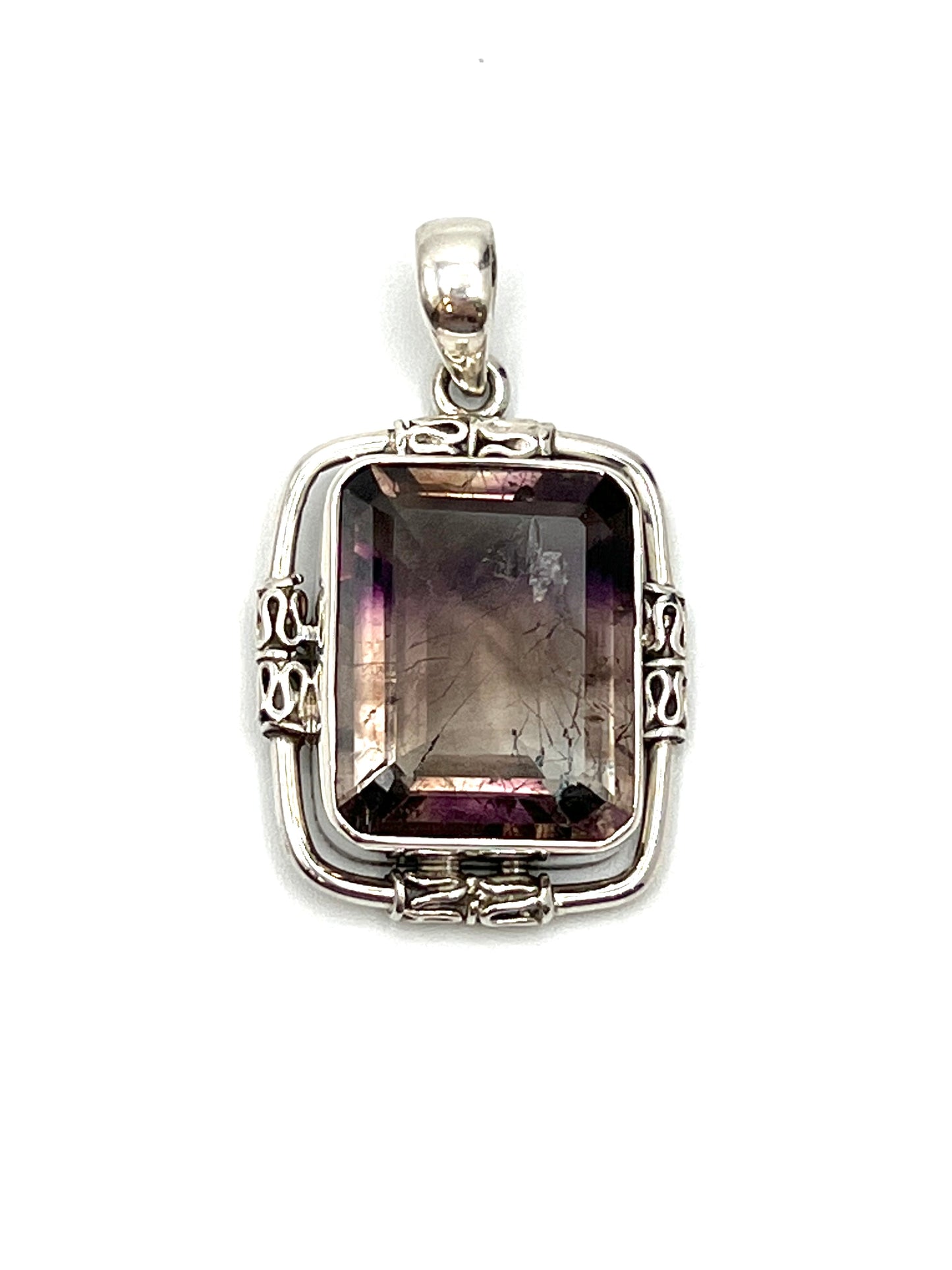 Bali Super 7 Pendants