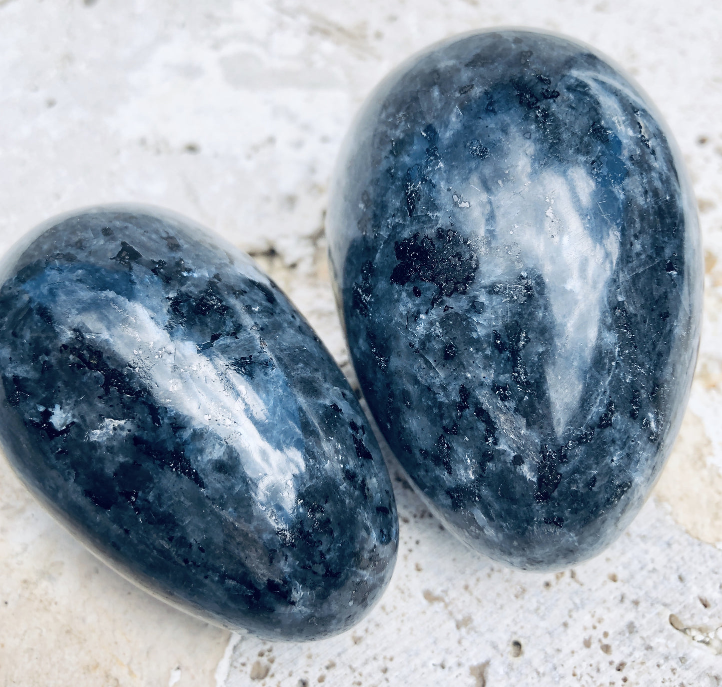 Larvikite Eggs from India