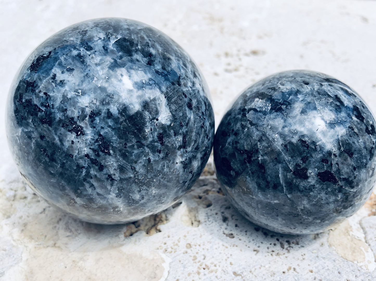Larvikite Spheres