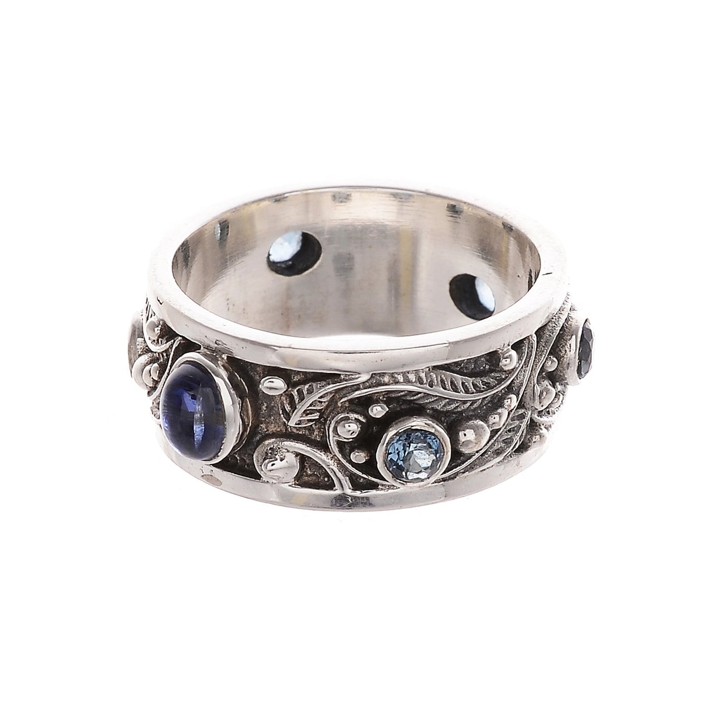 Beautifully Detailed Sterling Silver Vine Ring