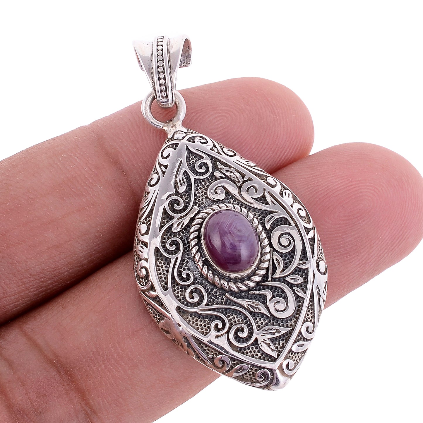 Sterling Silver Special Jayli work Gemstone Pendant