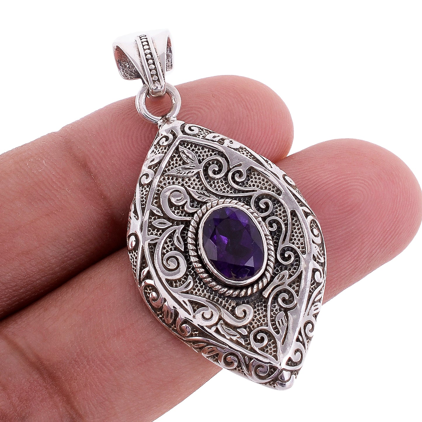 Sterling Silver Special Jayli work Gemstone Pendant