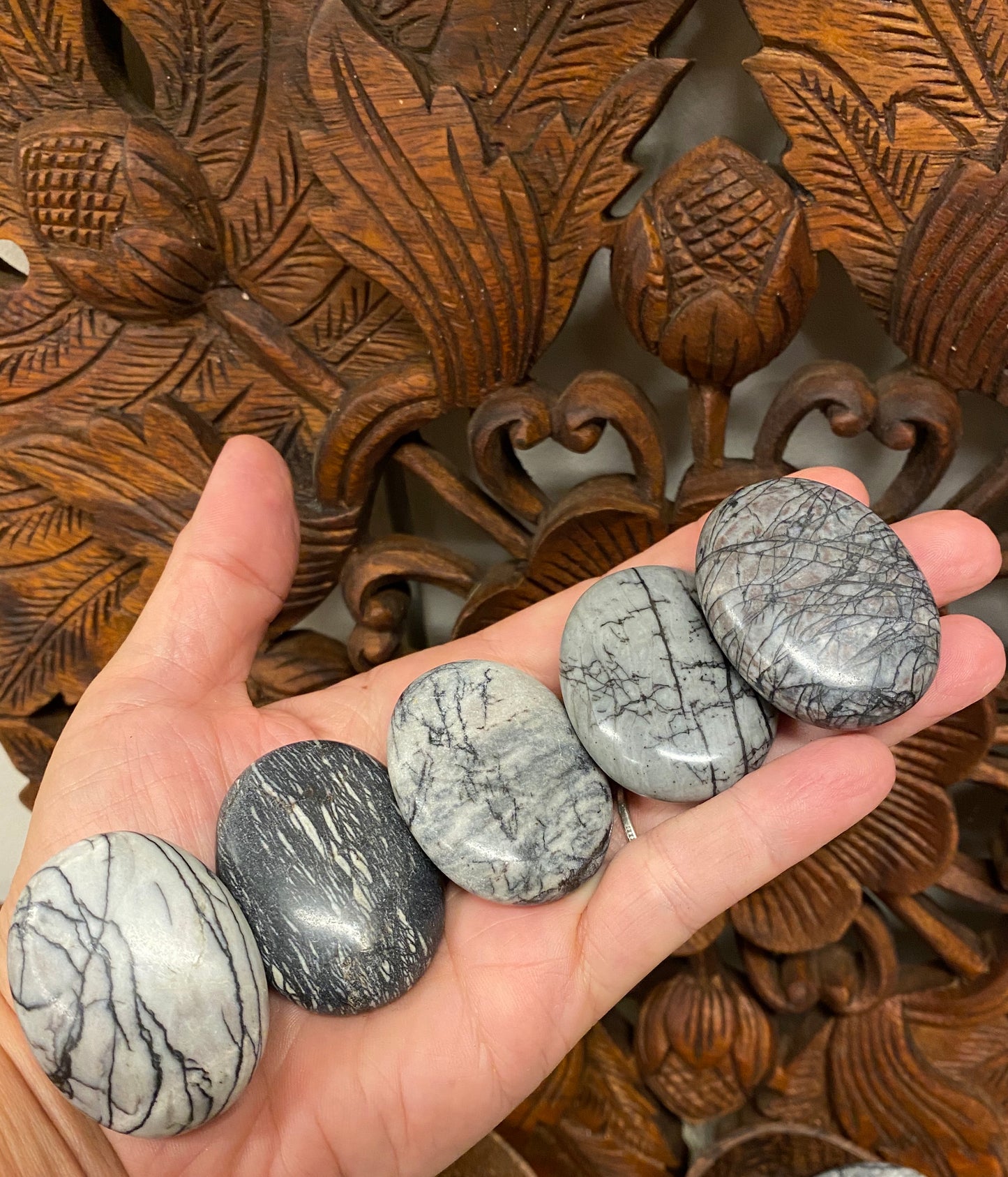 Network Stone Palm Stones & Worry Stones