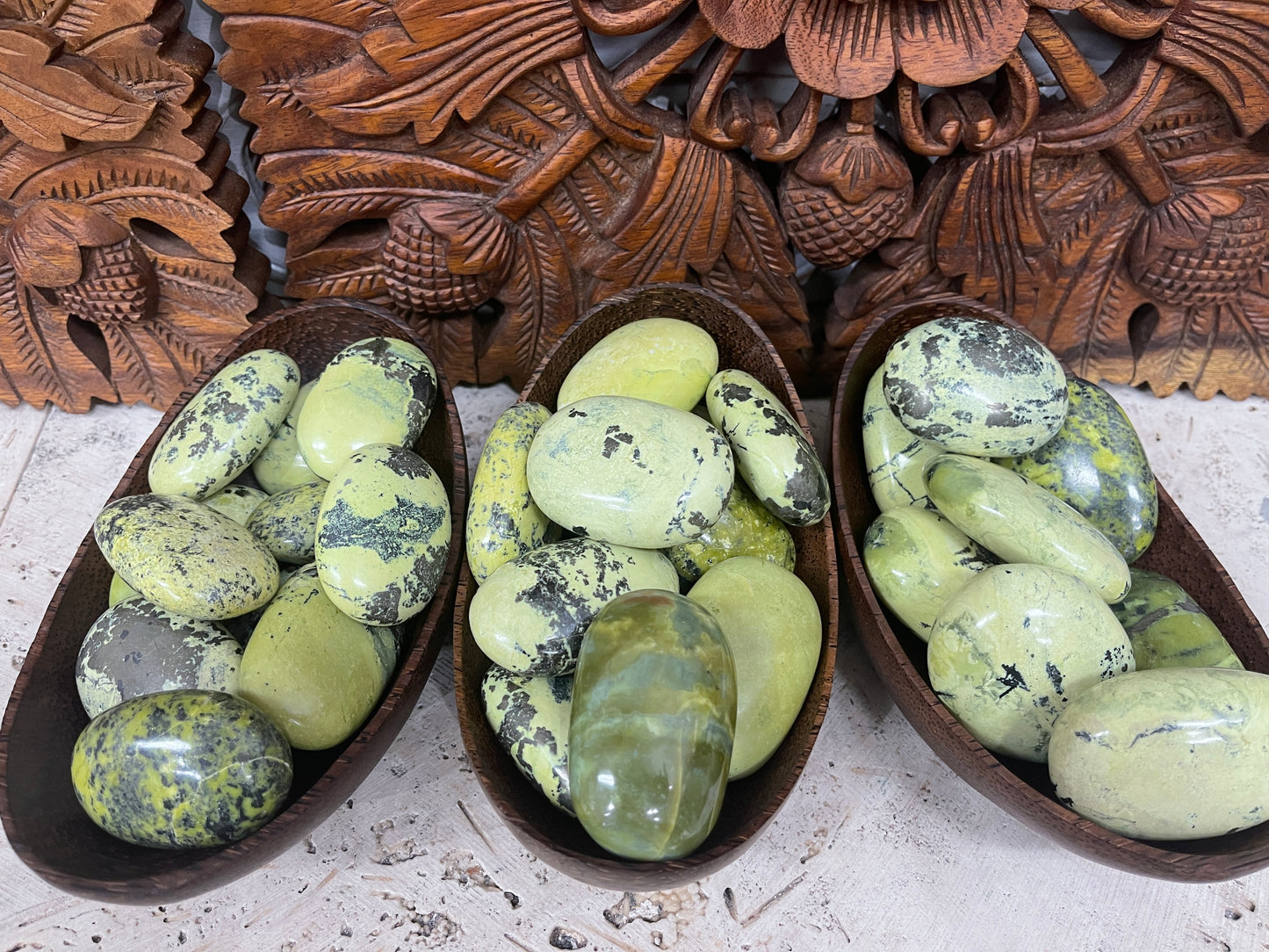 Infinite Serpentine Palm Stones