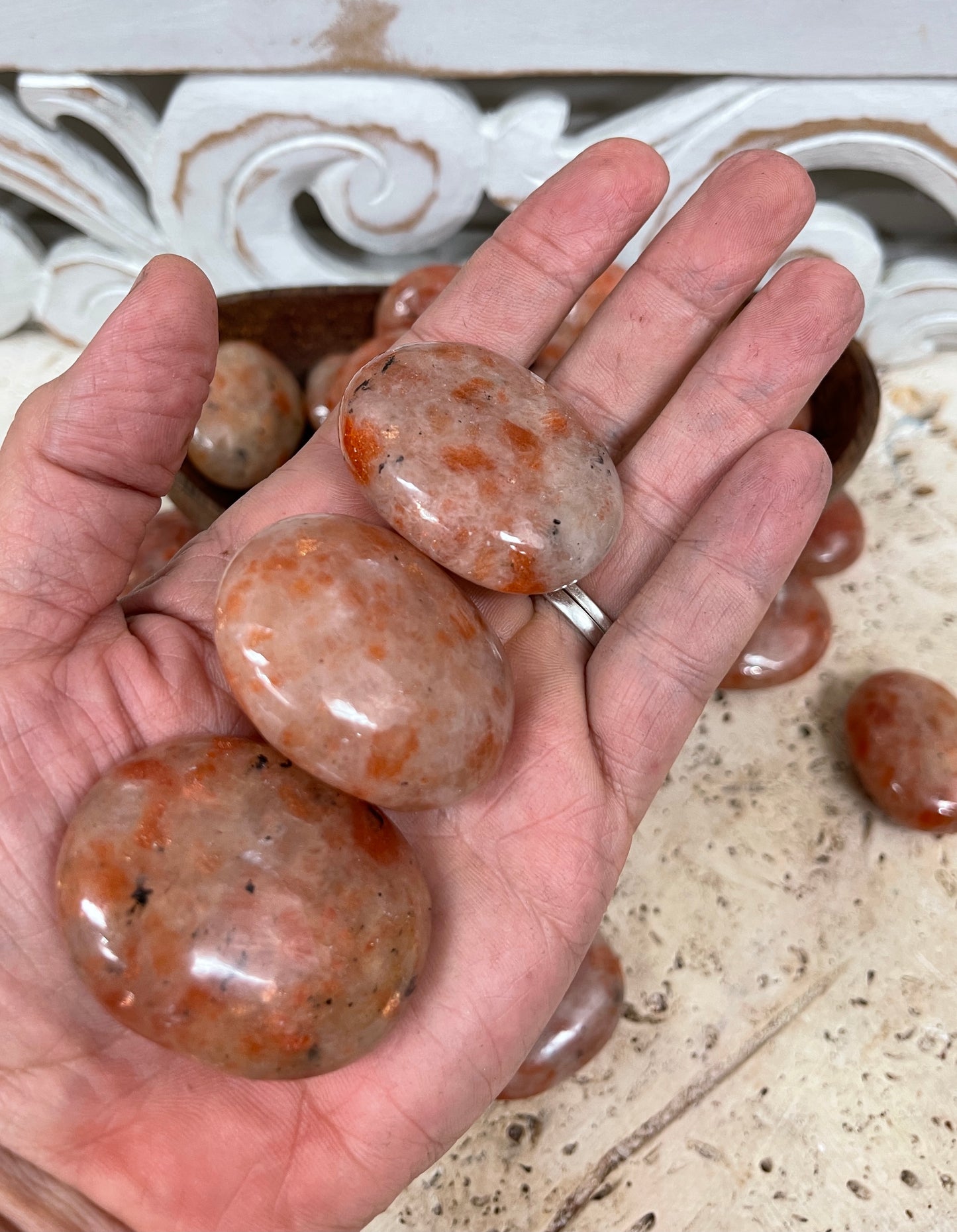 Natural Sunstone Palm Stones