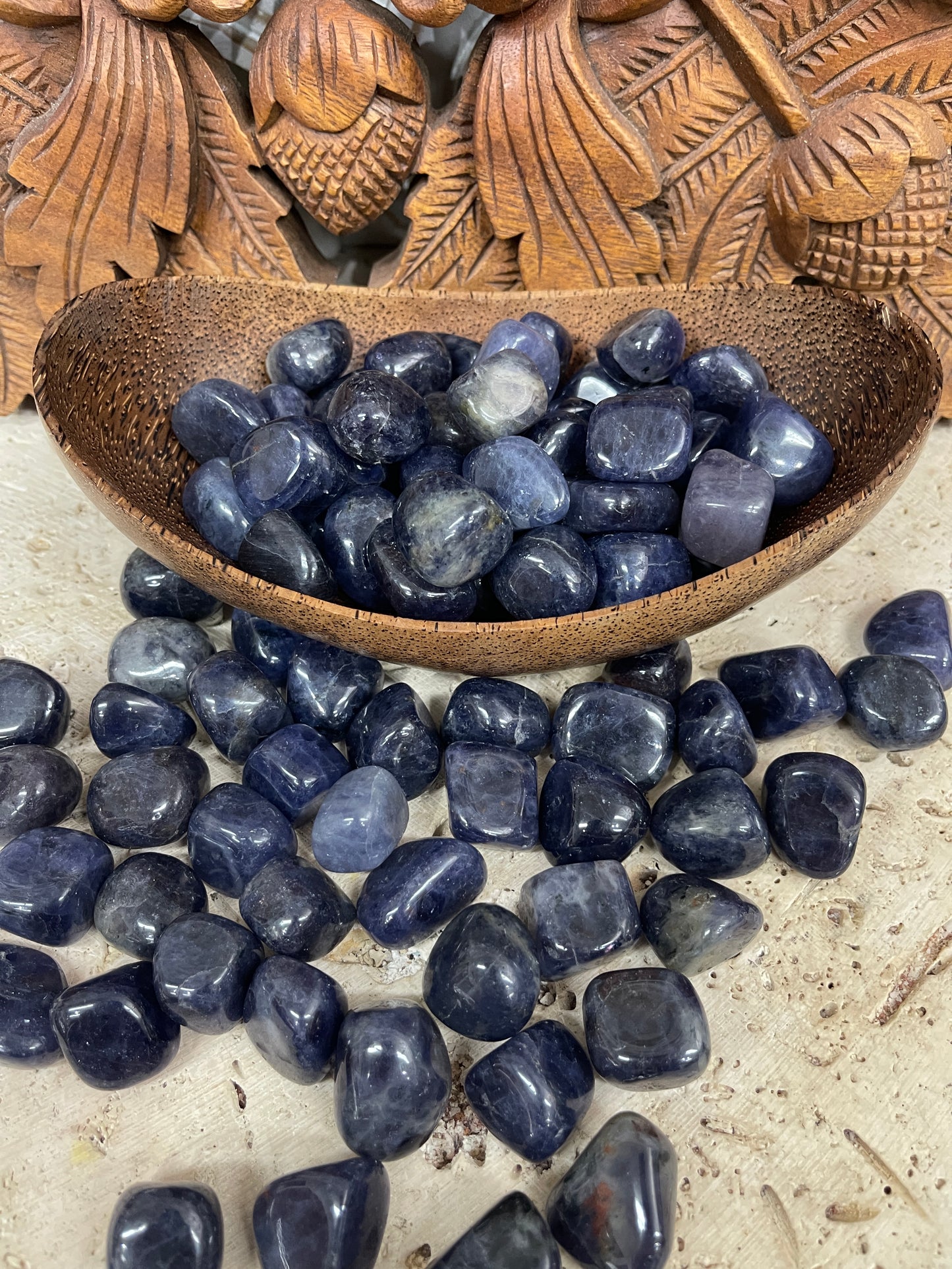 Iolite Tumbles