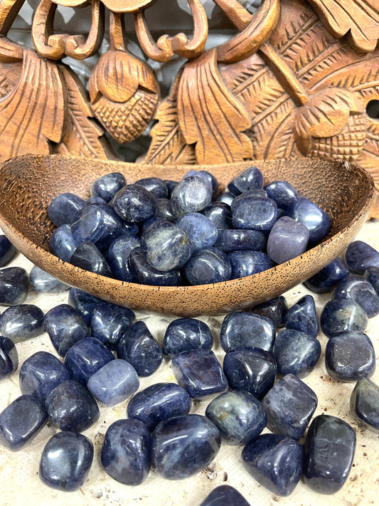Iolite Tumbles