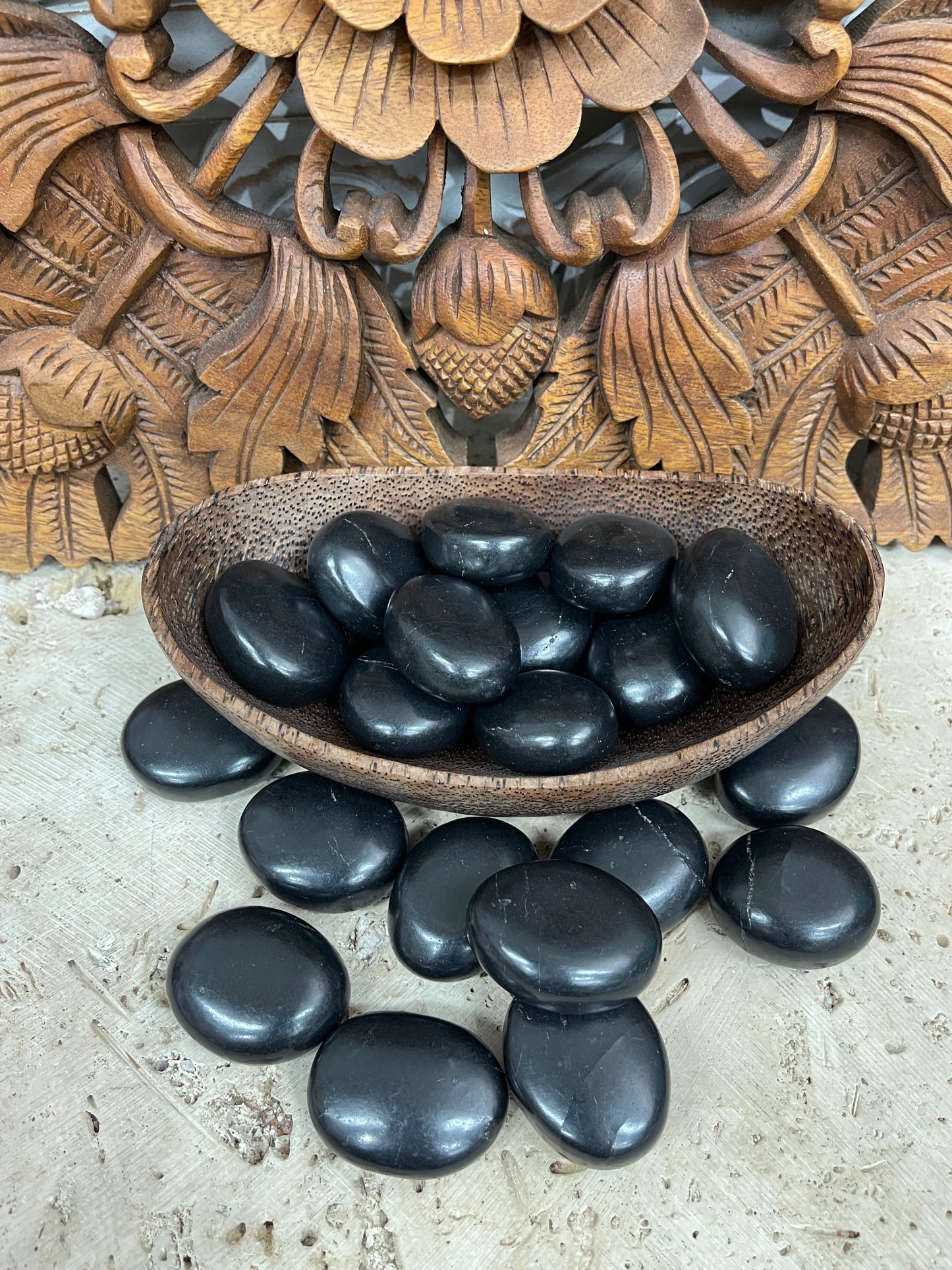 Shungite Palm Stones