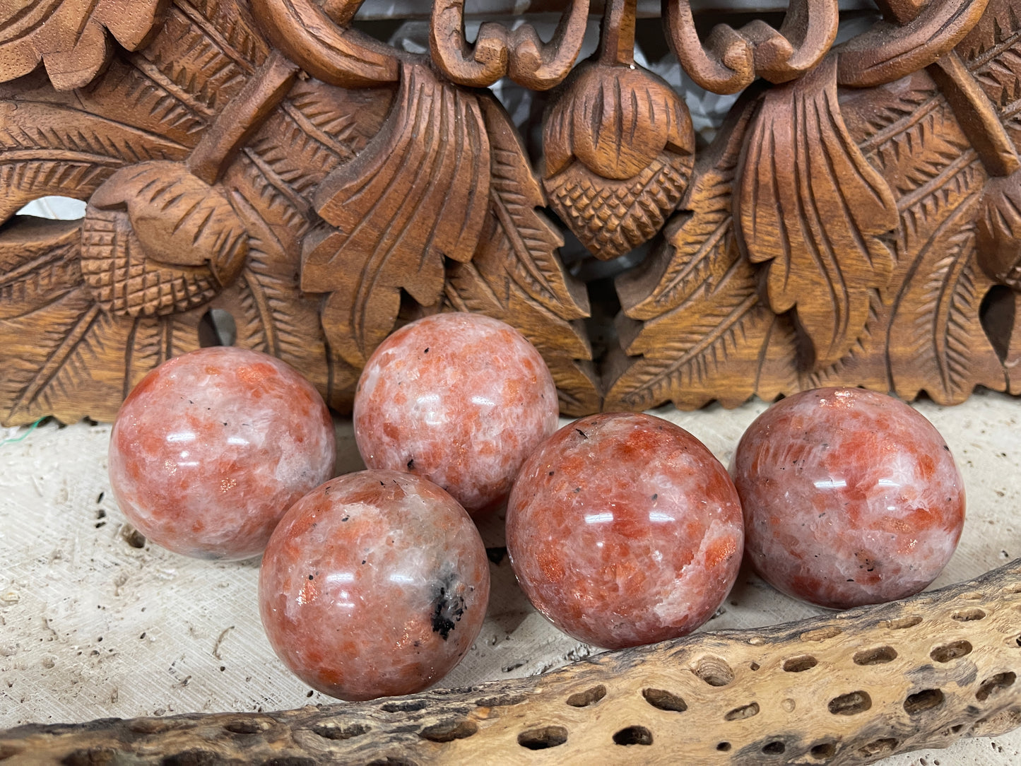 Sunstone Spheres