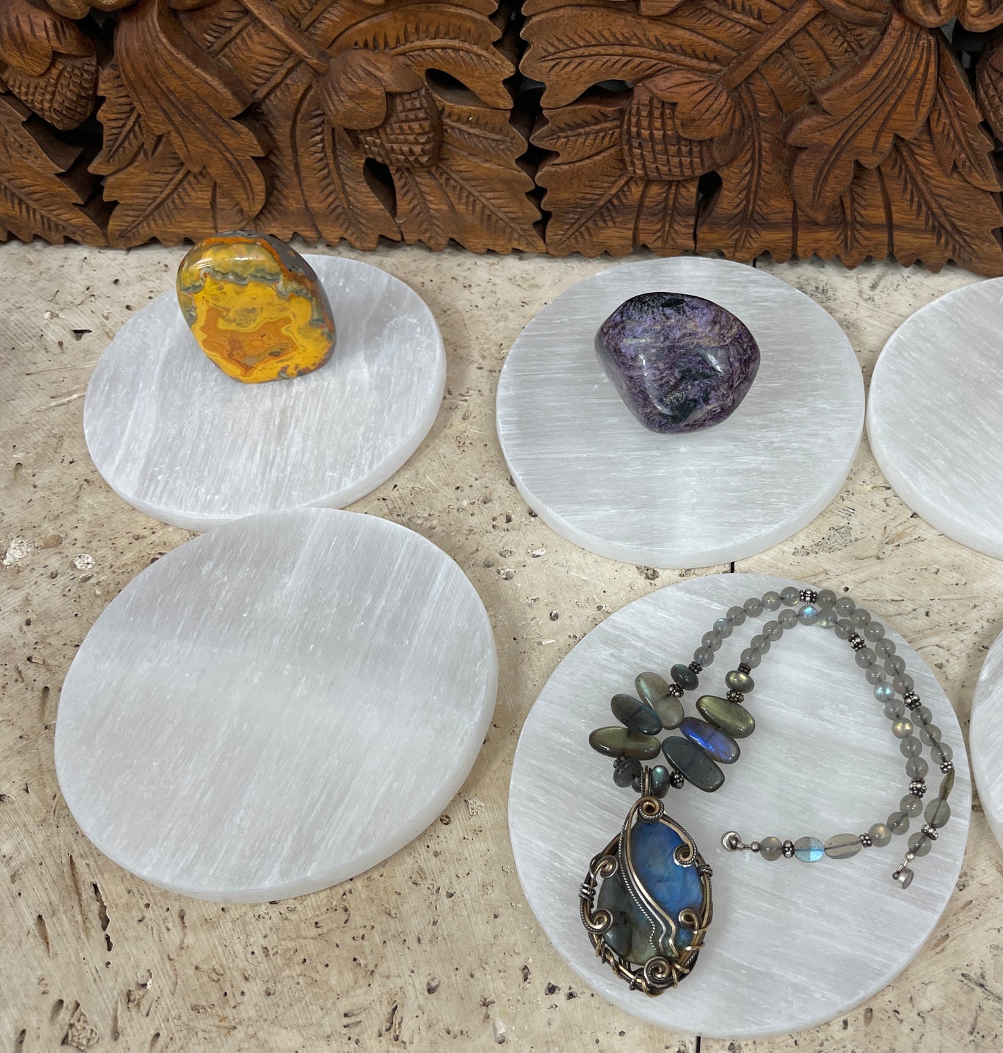 Selenite Round Crystal Charging Cleaning Tiles