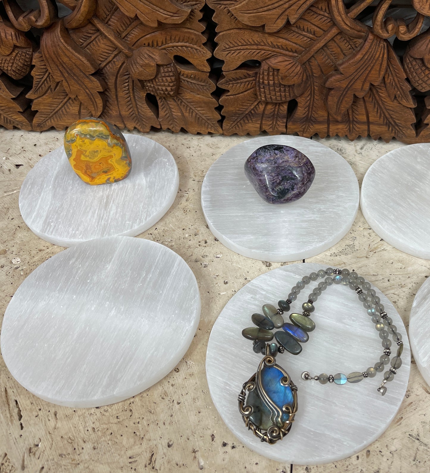 Selenite Round Crystal Charging Cleaning Tiles