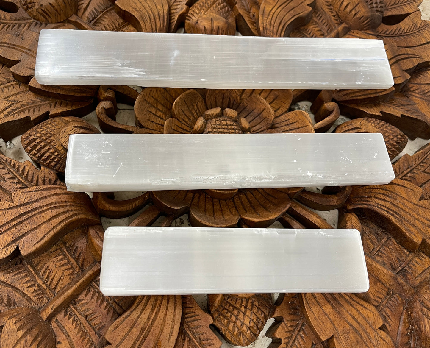 Selenite Crystal Charging Cleaning Tiles