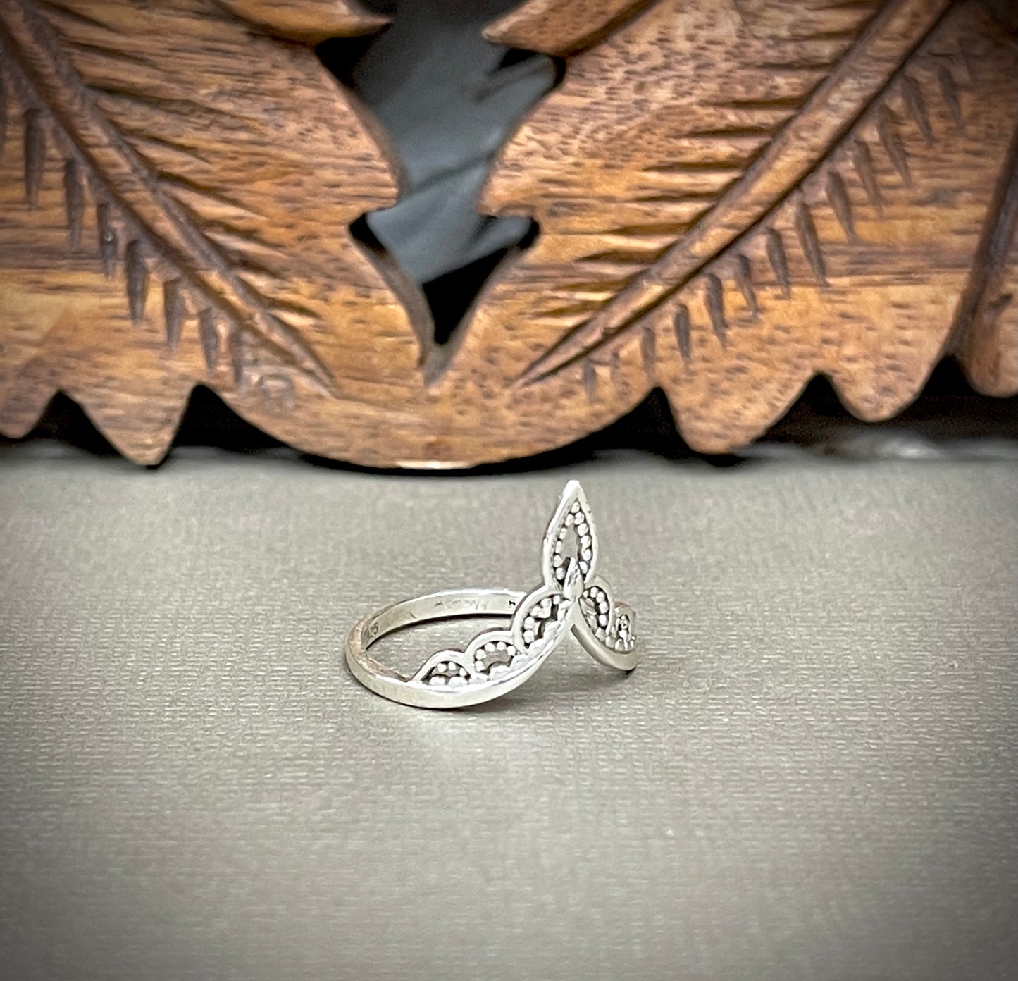 Mehindi Crown ring