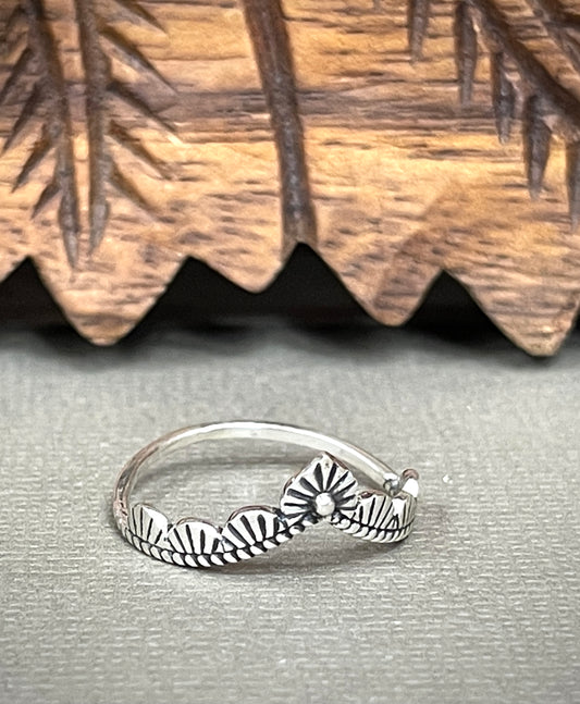 Mehindi Chevron Ring
