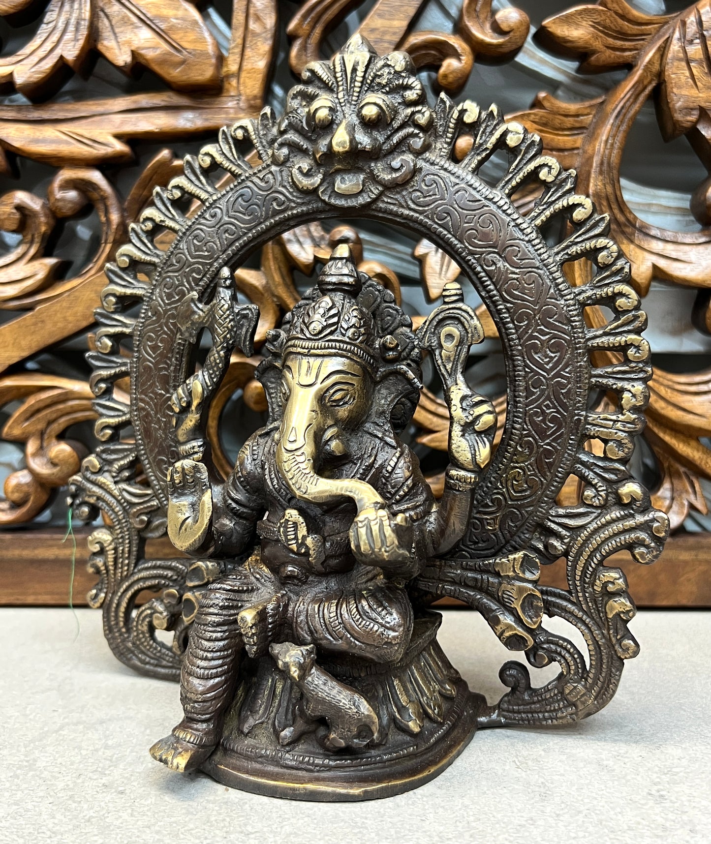 Ganesh Statues - Remover of Obstacles 23cm x 20cm