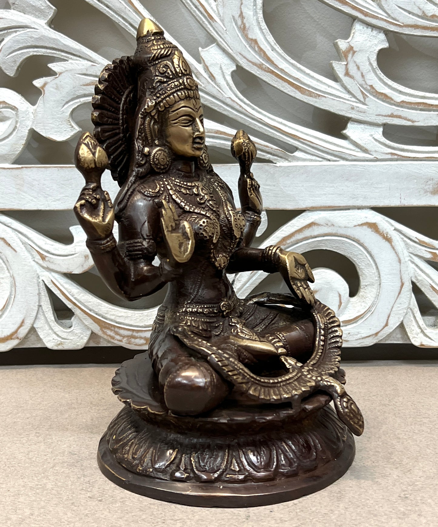Laxmi Statue - Goddess of Wealth 23cm x 17cm