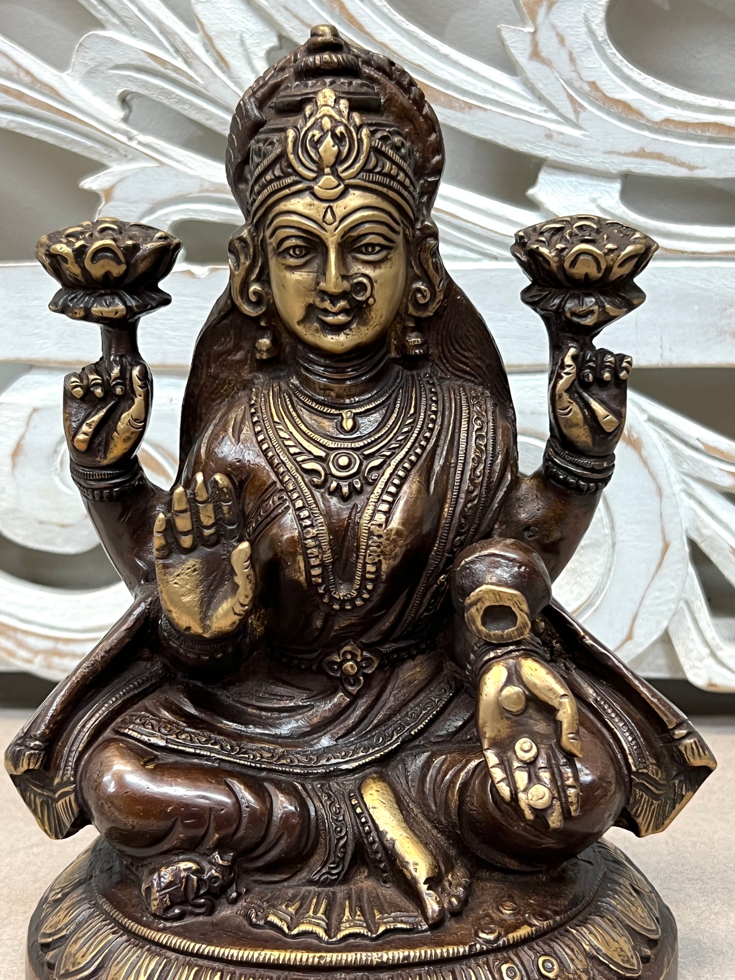 Laxmi Statue - Goddess of Wealth 20cm x 17cm