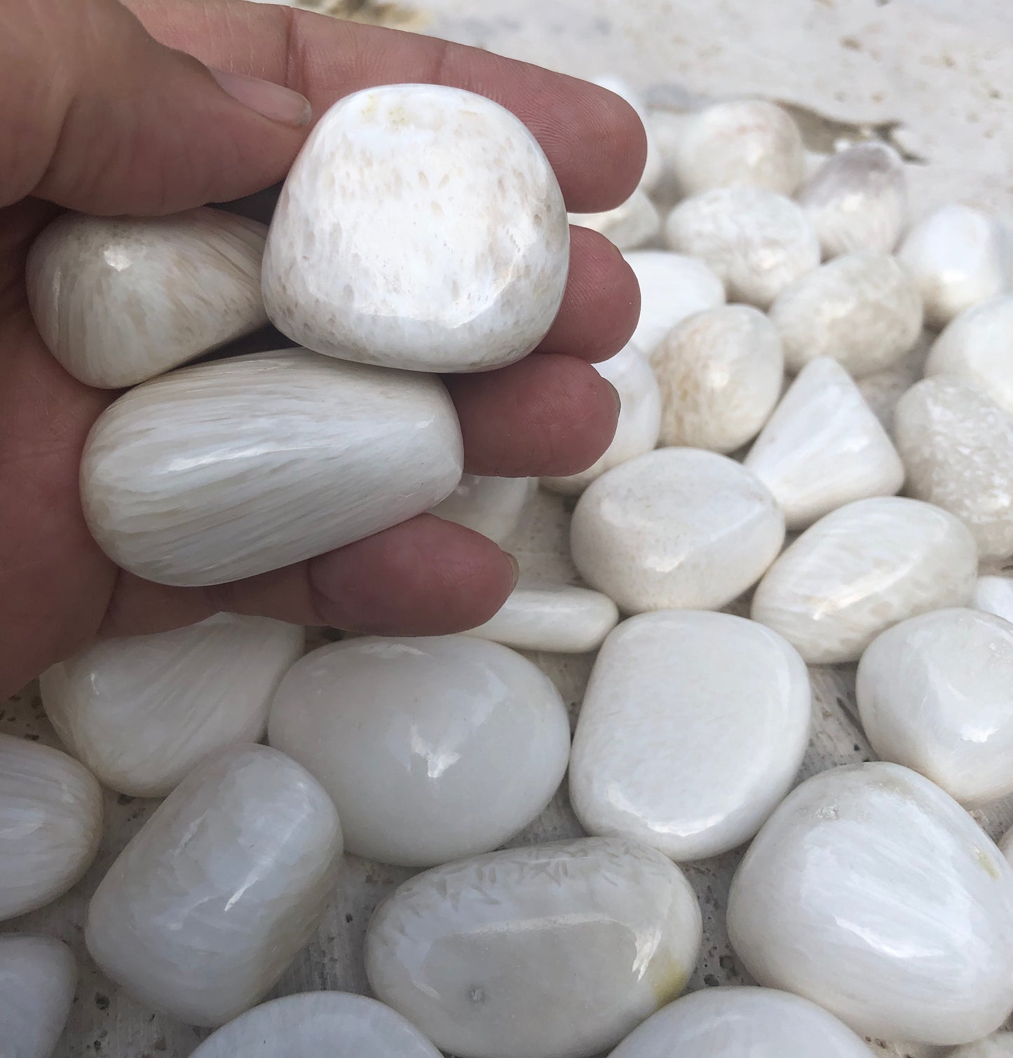 Scolecite Tumbles