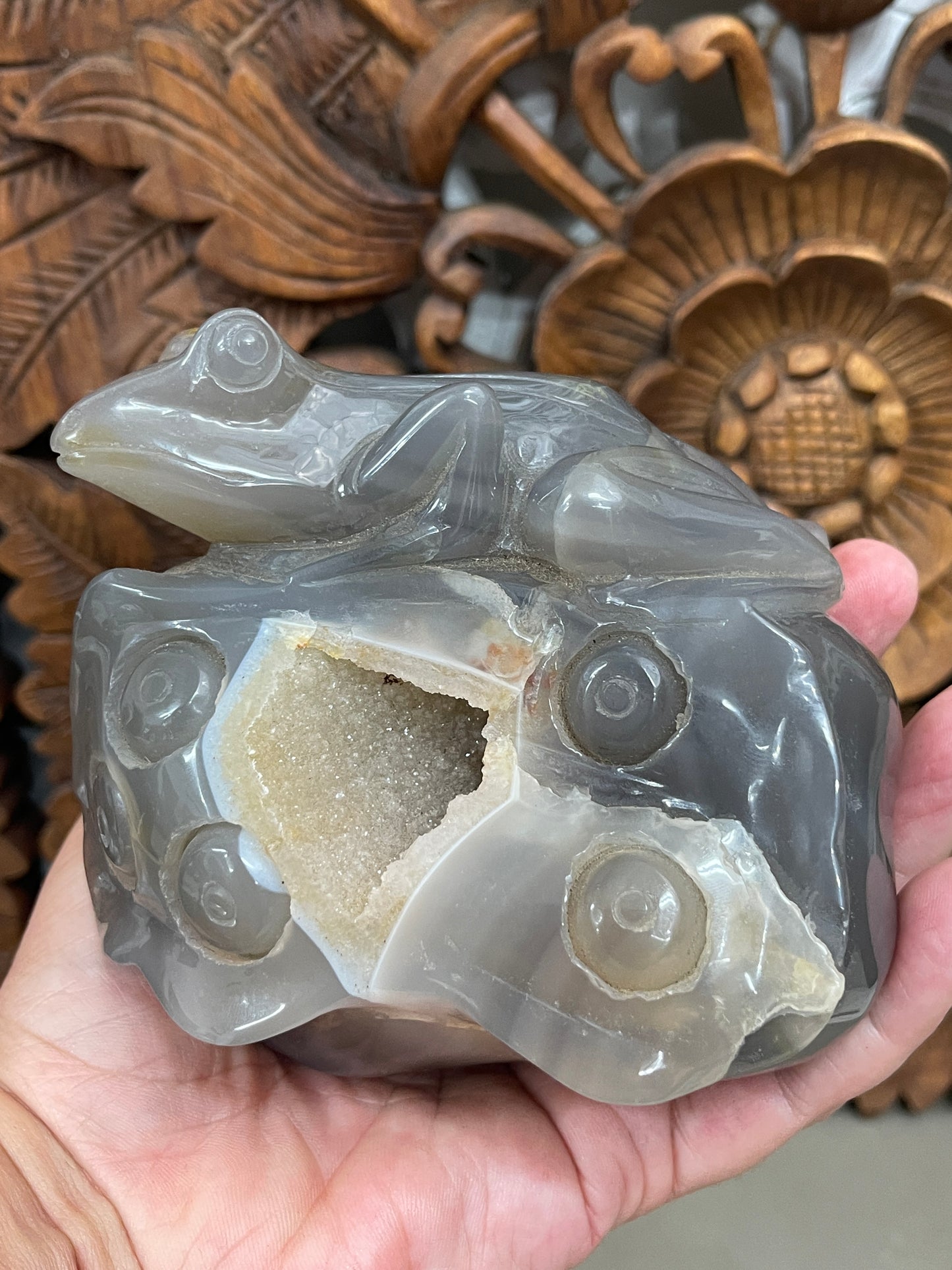 Carved Agate Frog