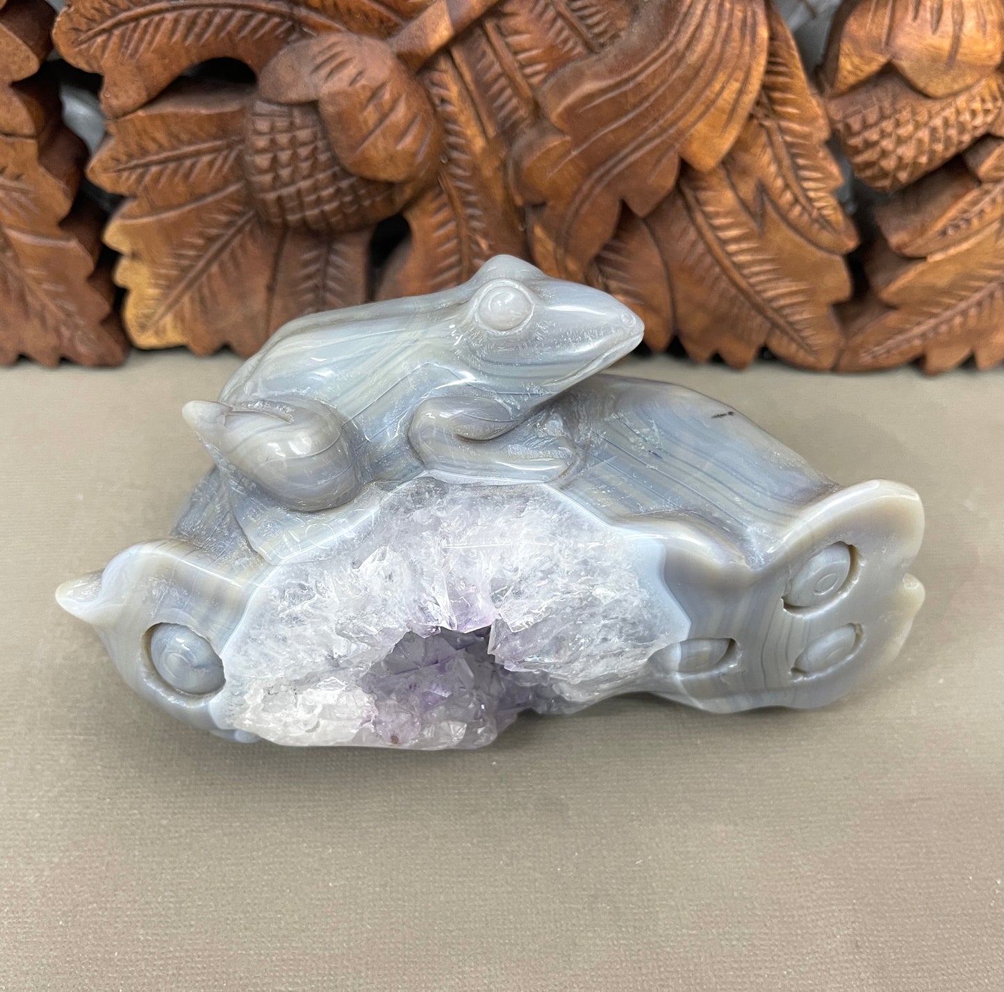 Carved Amethyst Frog