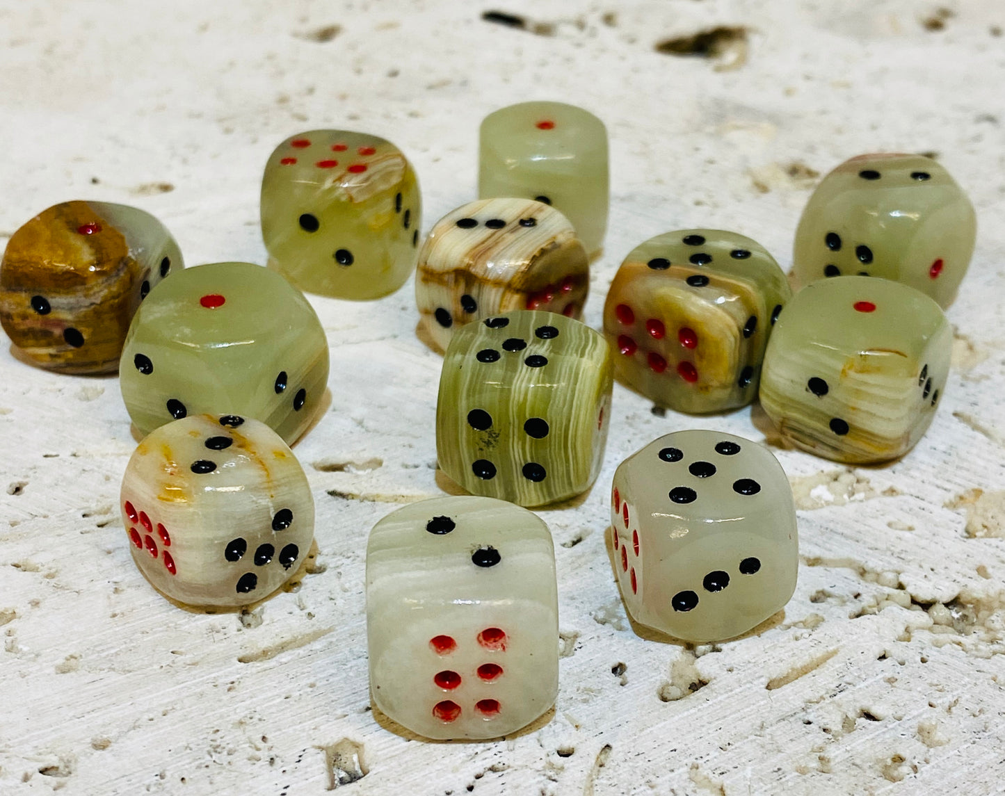 Pakistani Banded Onyx Dice