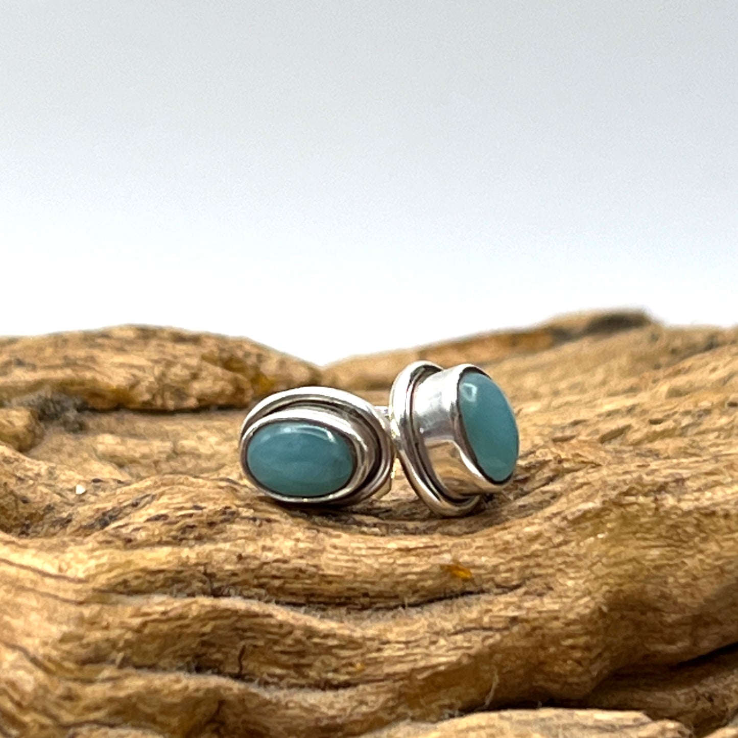 Oval Stud Earrings 6mm