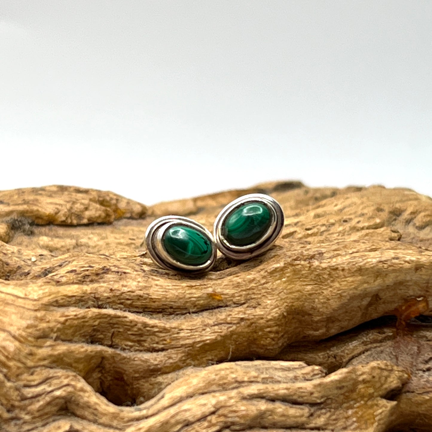 Oval Stud Earrings 6mm