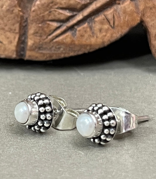 Balinese Pearl Stud Earrings