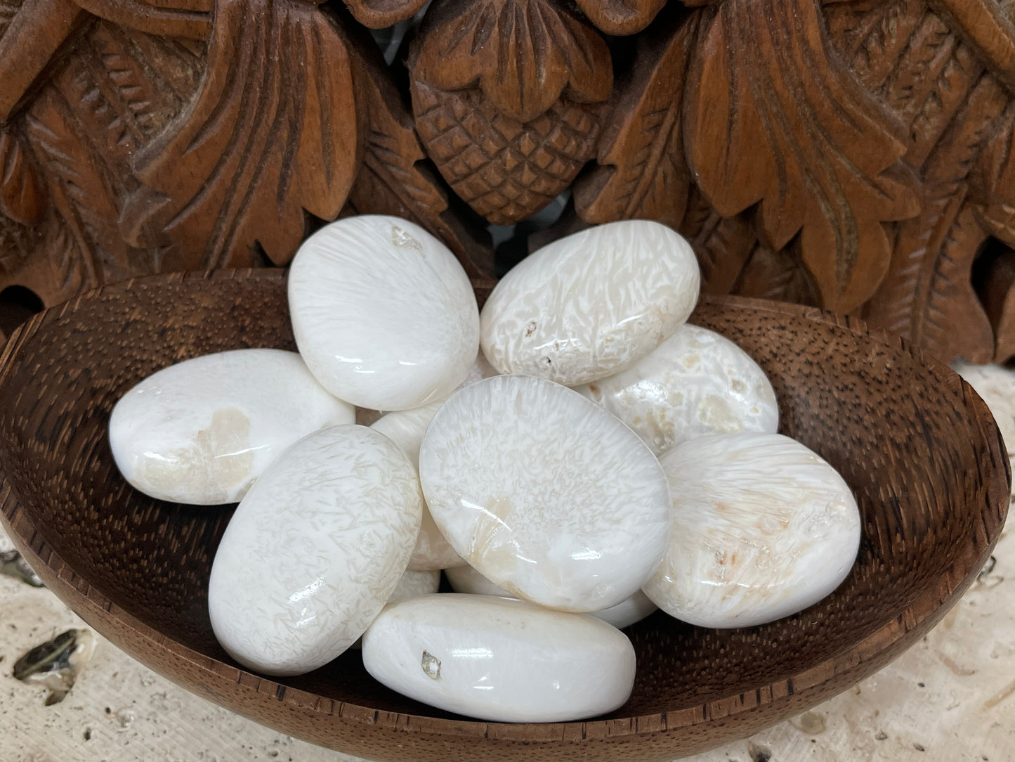 Scolecite Palm Stone