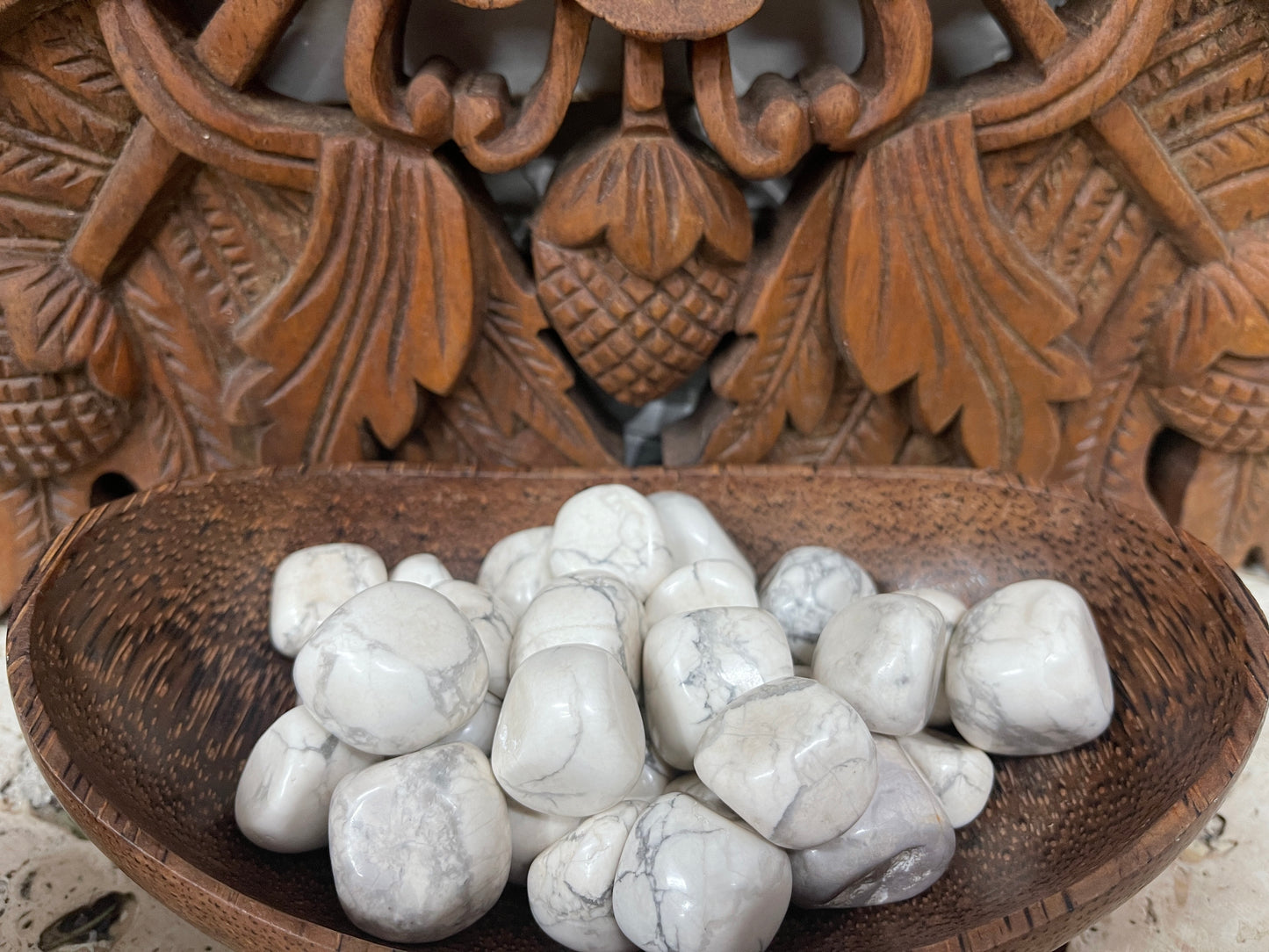 Howlite Tumbles