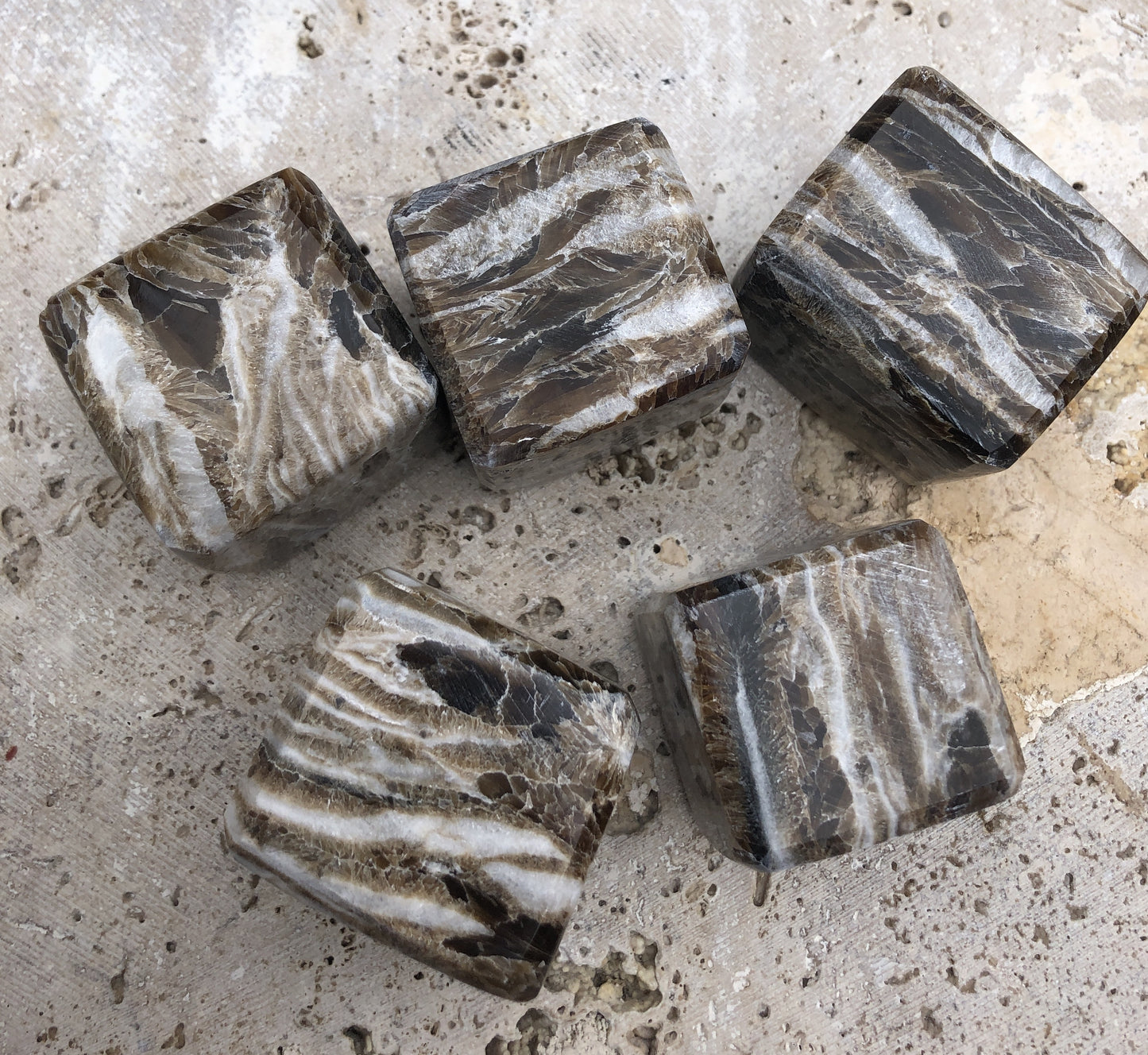 Aragonite Cubes