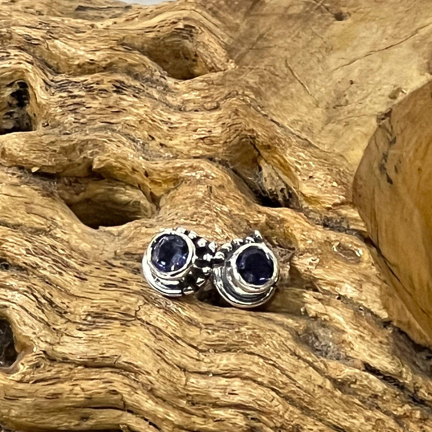 Mehindi Round Faceted Stud Earrings | 4mm