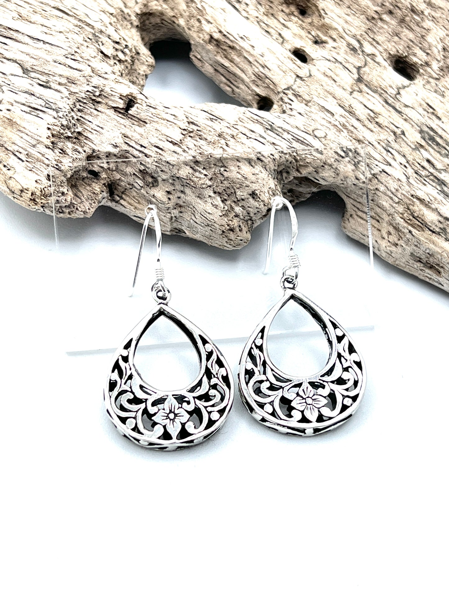 Filigree Flower Earrings