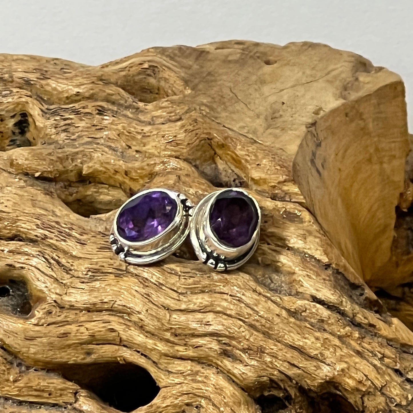 6mm Beaded Oval Faceted Studs Earrings