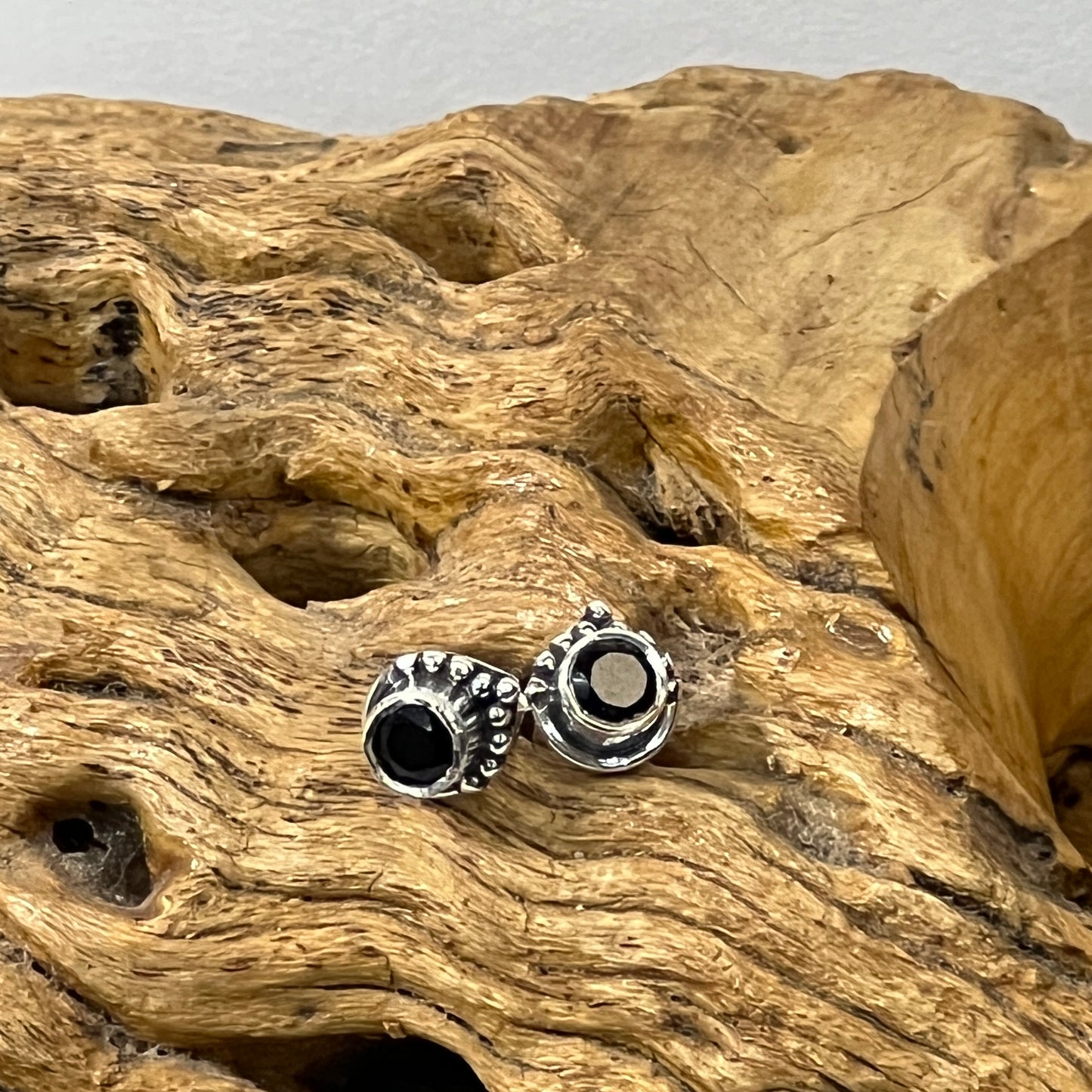 Mehindi Round Faceted Stud Earrings | 4mm
