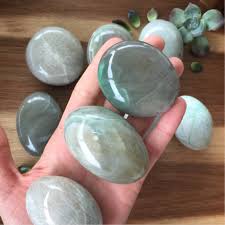 Garnierite Palm Stones