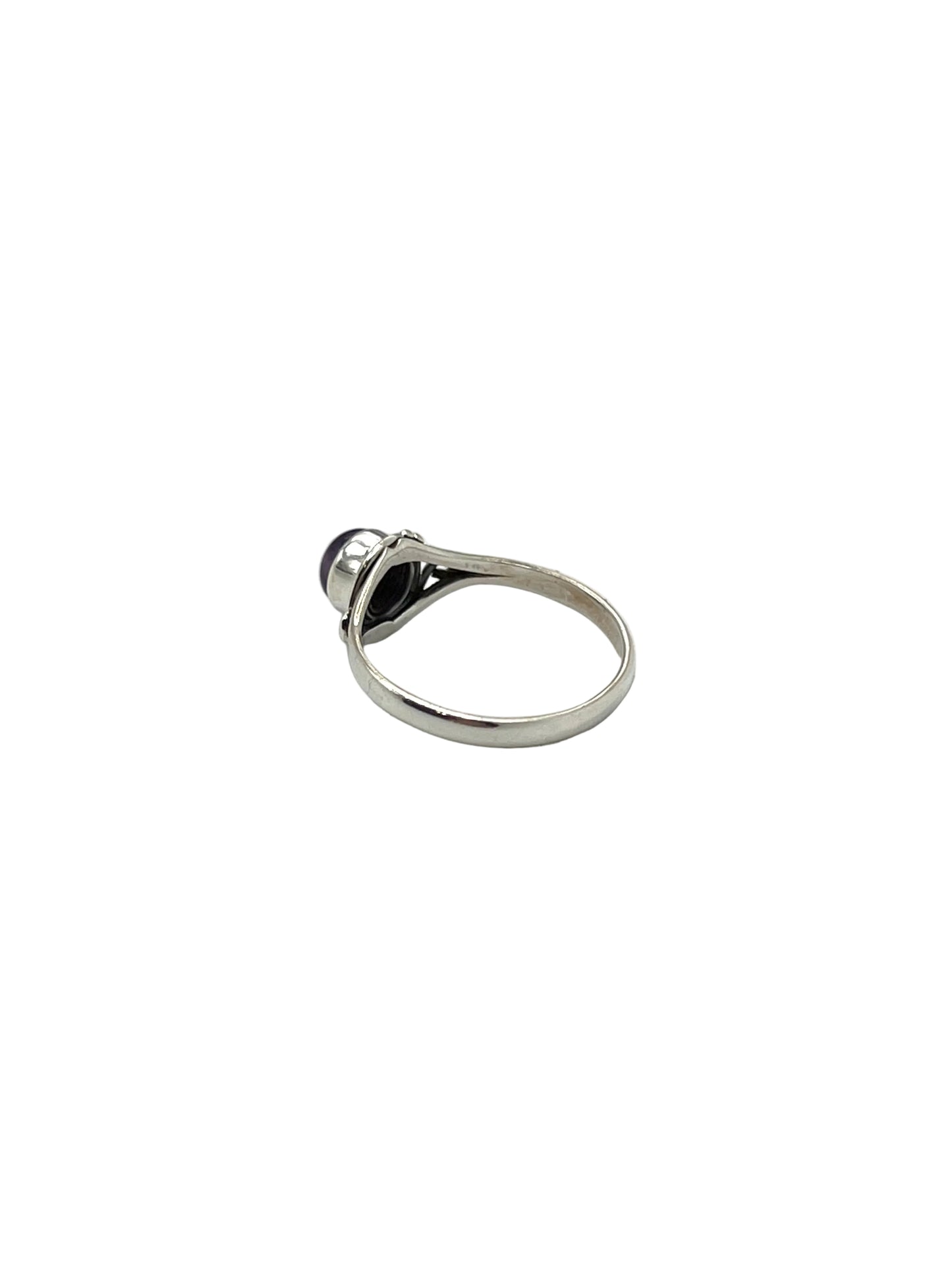 Round Gemstone Swirl Rings