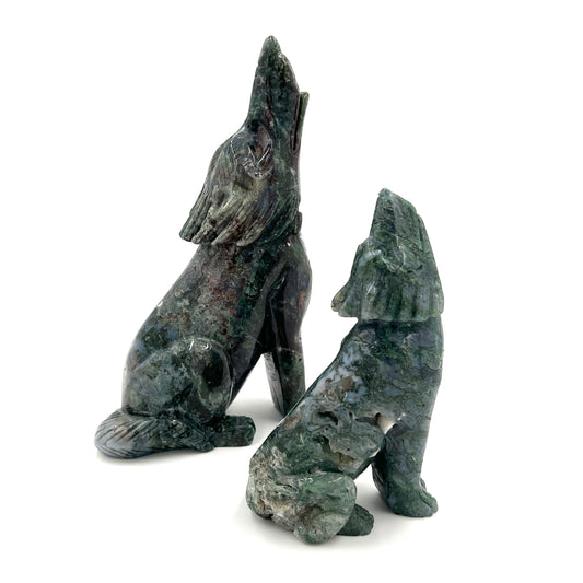 Moss Agate Howling Wolves