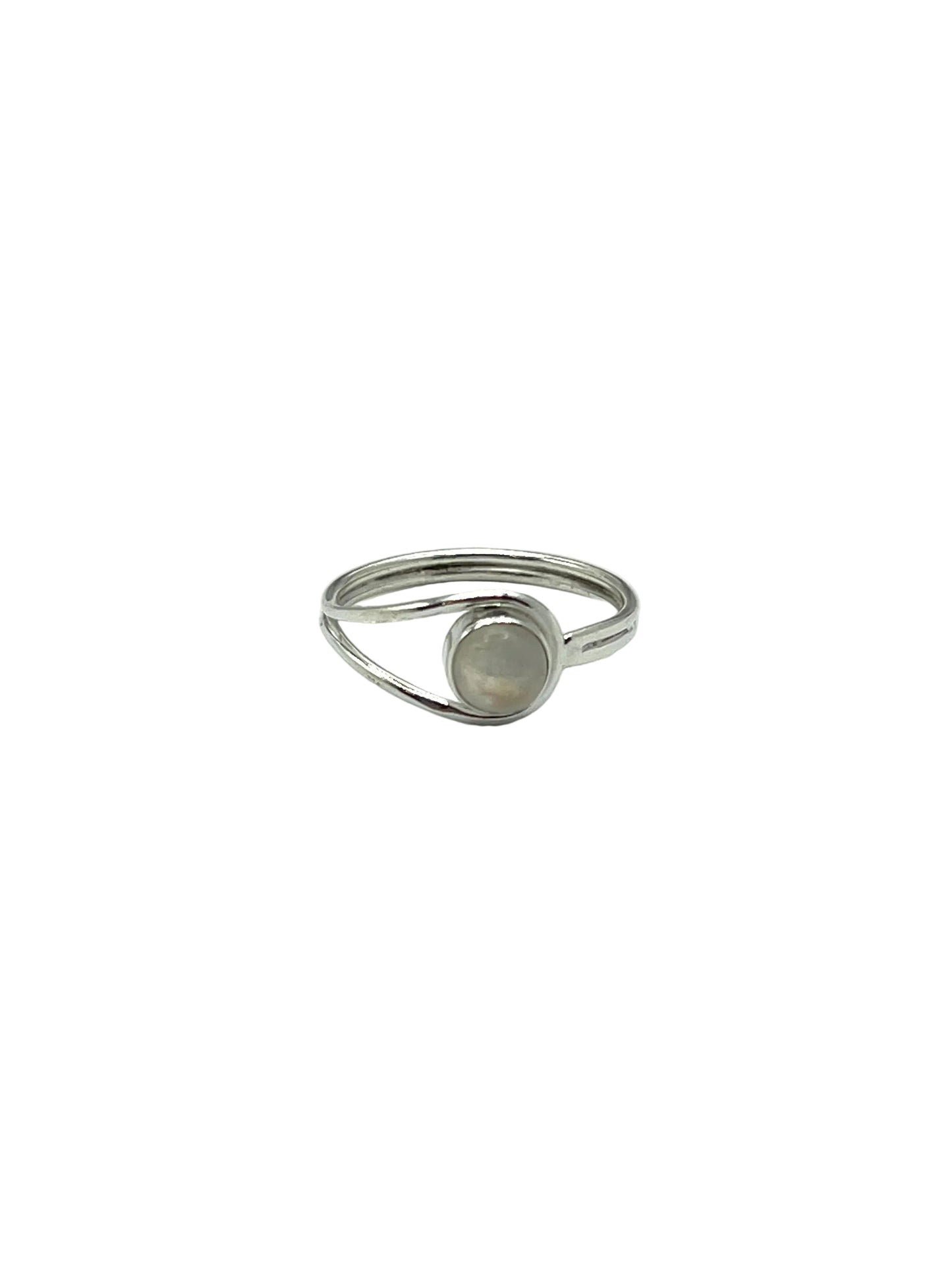 Lasso Gemstone Rings