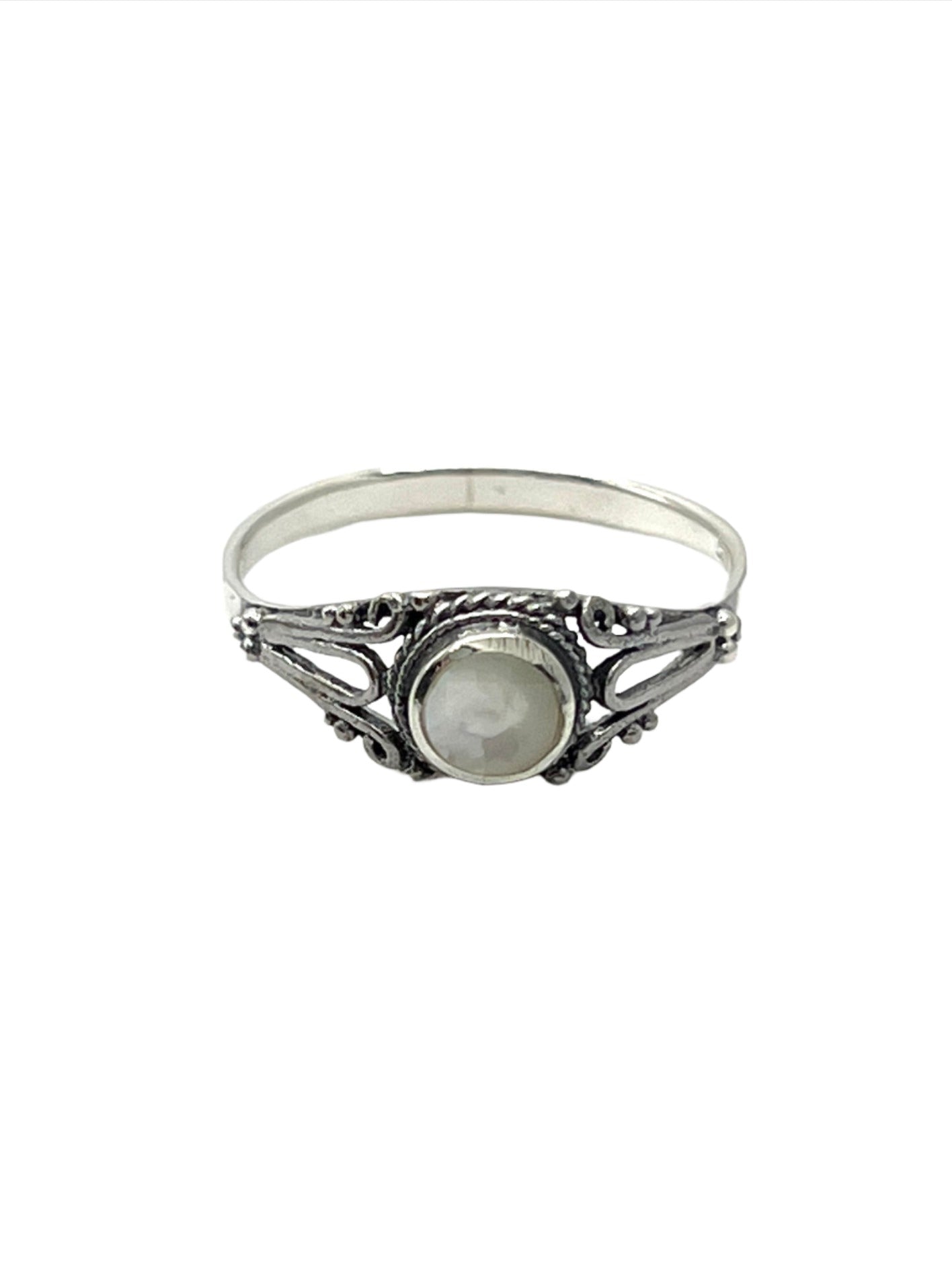 Sterling Silver Shell Round Ring