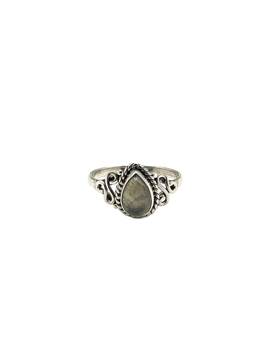 Teardrop Labradorite Ring