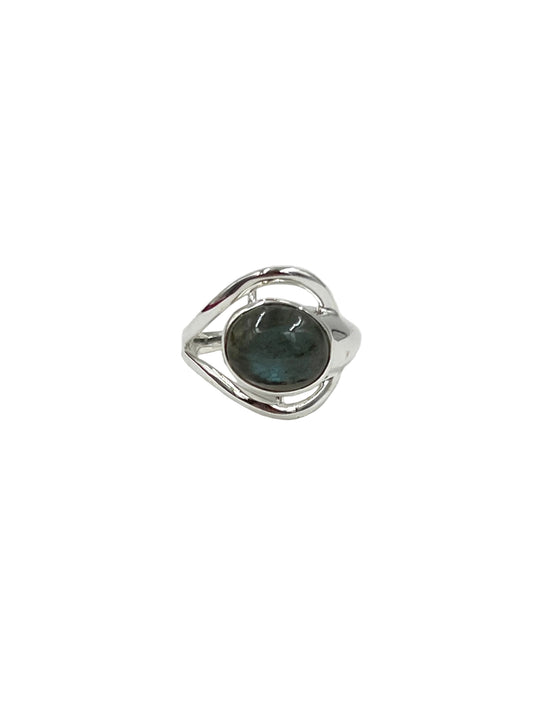 Oval Labradorite Ring