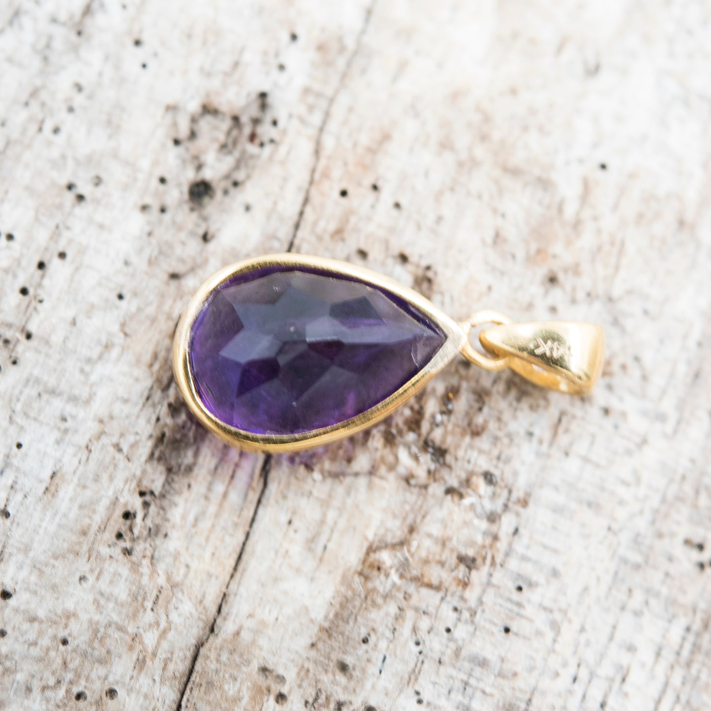 14 Karat Gold | Amethyst Pendant Collection