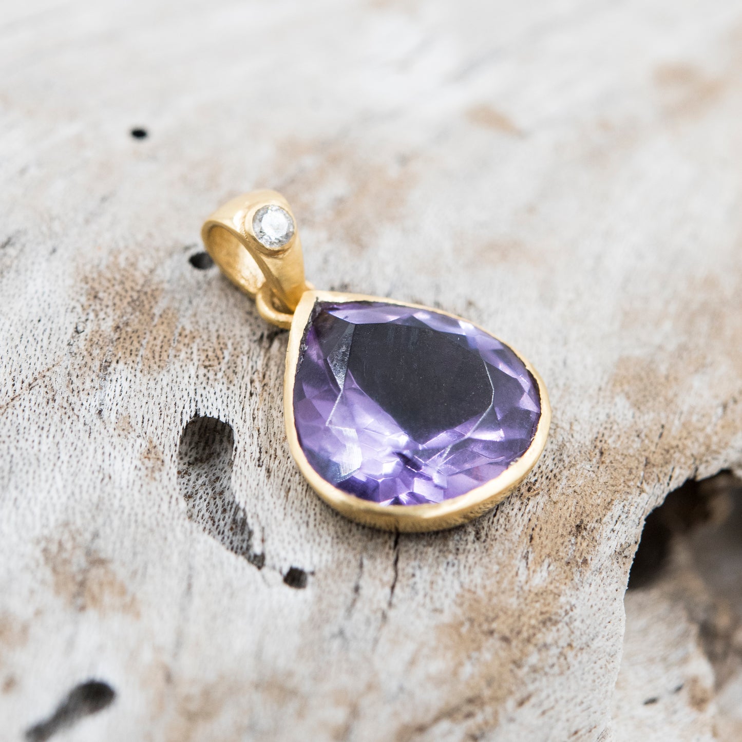 14 Karat Gold | Amethyst Pendant Collection