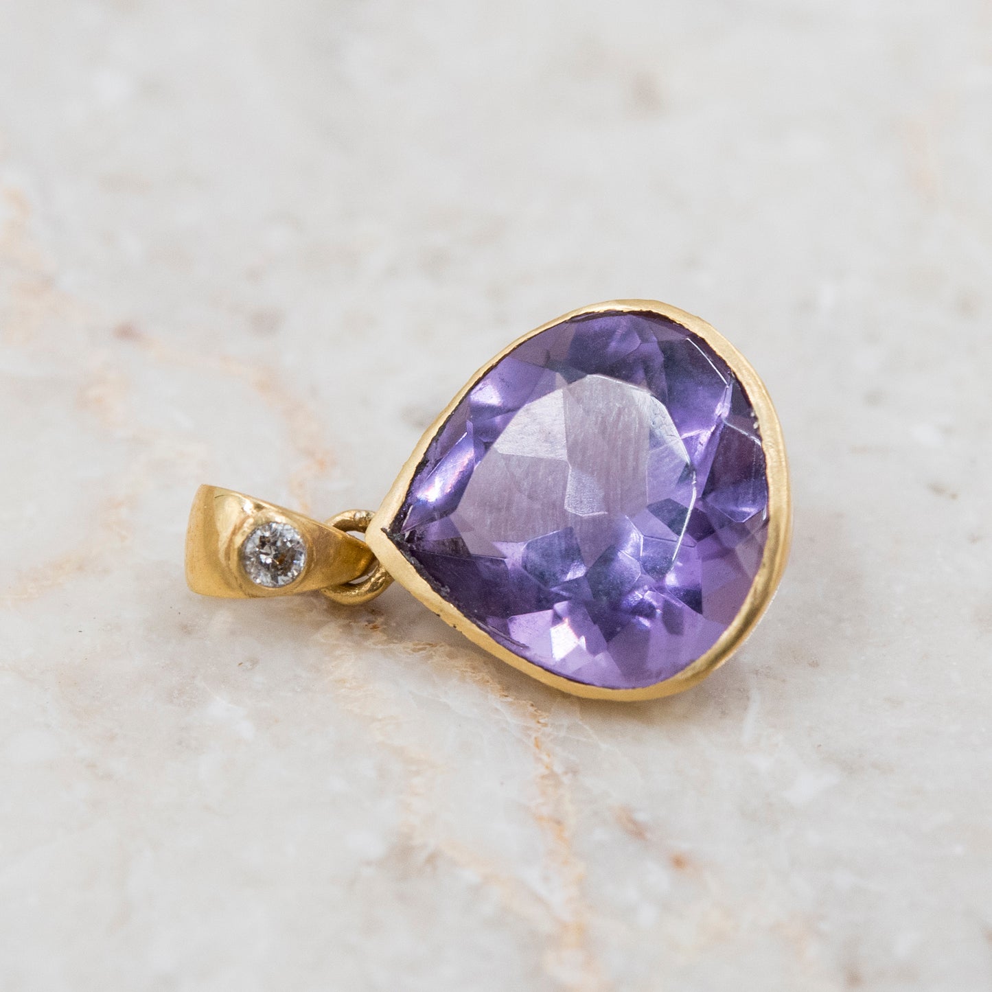 14 Karat Gold | Amethyst Pendant Collection
