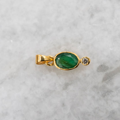 14 Karat Gold | Emerald Pendant Collection